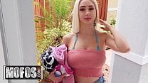 Clip Skylar Vox สร้างความรักกับสาวสวยในผ้าไหมเซ็กซี่