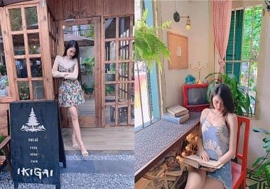 รำพึงและคนรักของเขาอย่างหลงใหลริมชายหาด