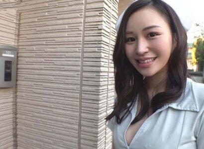 การดูแลทางเพศของพยาบาลเต้านมขนาดใหญ่ที่บ้านสำหรับผู้ป่วย